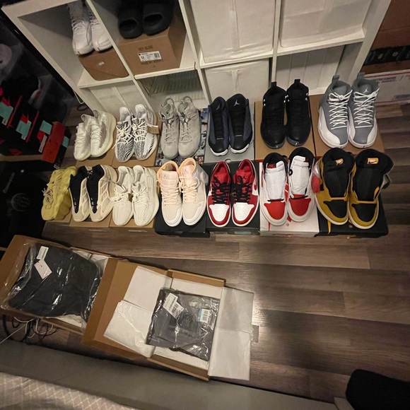 JORDANS YEEZYS ALL DS/OG ALL/100% AUTHENTIC GUARANTEED/BRAND NEW. - Picture 15 of 16